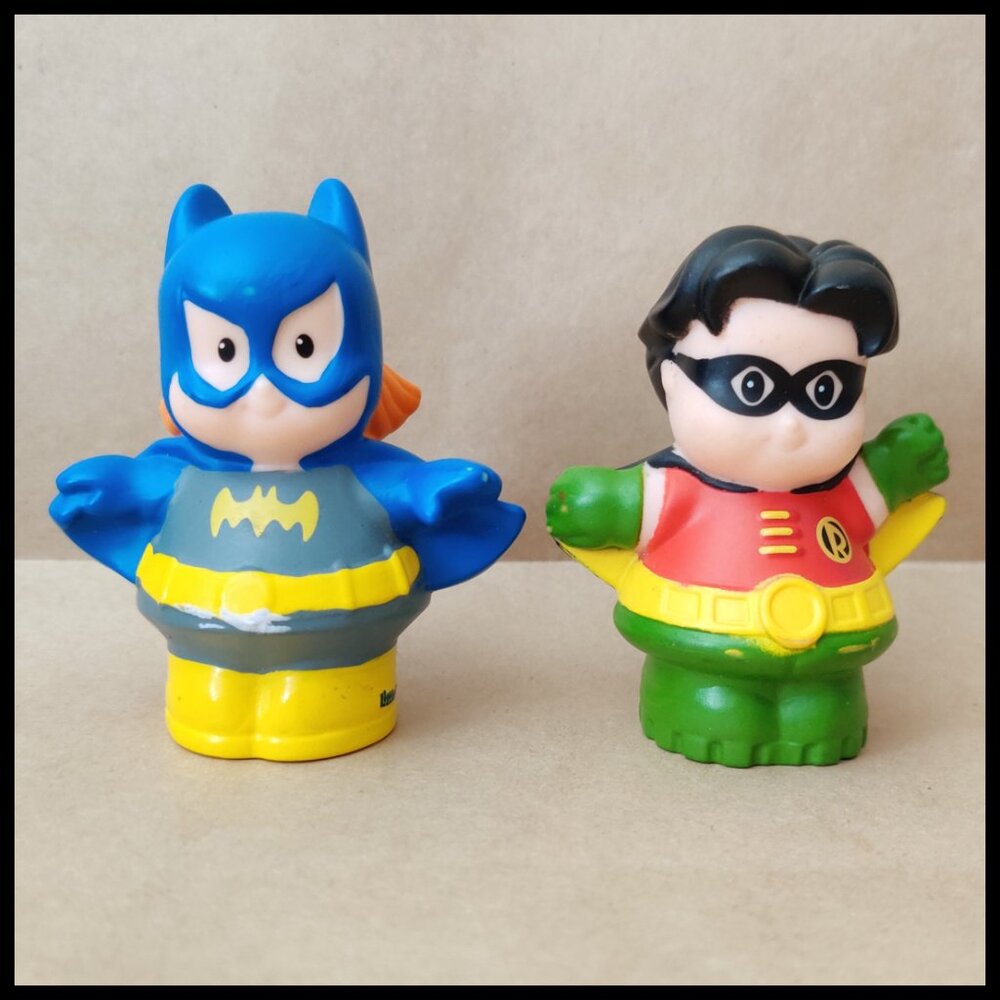 4x Fisher Price Little People -DC Heroes- Superman, Wonder Woman, Batgirl, Robin - Picture 9 of 15